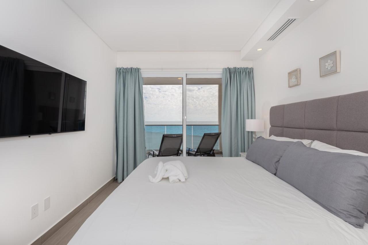 Brand New Contemporary 2 Bd Oceanfront Condo At Encantame Towers Verano E302 Playa Encanto Екстериор снимка